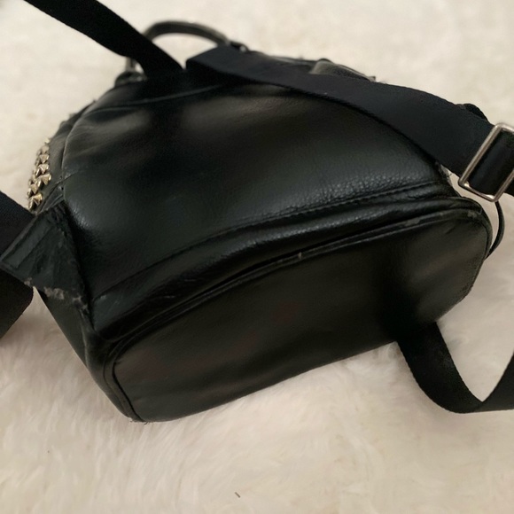 MCM Munich Black Leather Studded Backpack - Picture 7 of 11